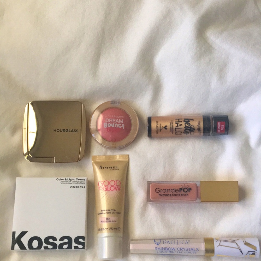 Beauty bundle of blush and highlighter